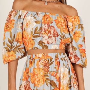 Petal & Pup Kiara Floral Off the Shoulder Cropped Top